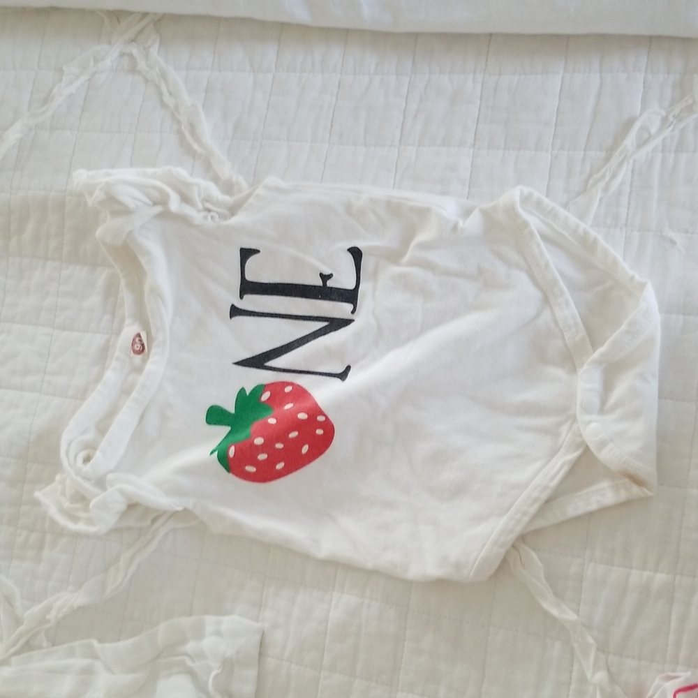 First Birthday Set - Picture 3 of 8